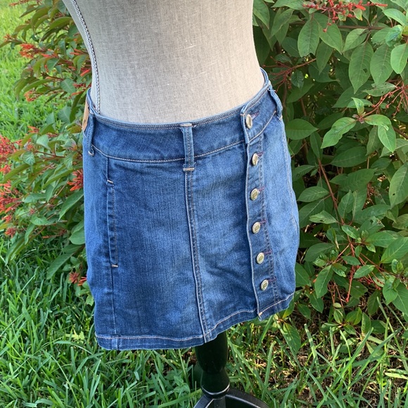 American Eagle Outfitters Denim Skirt - Picture 3 of 11